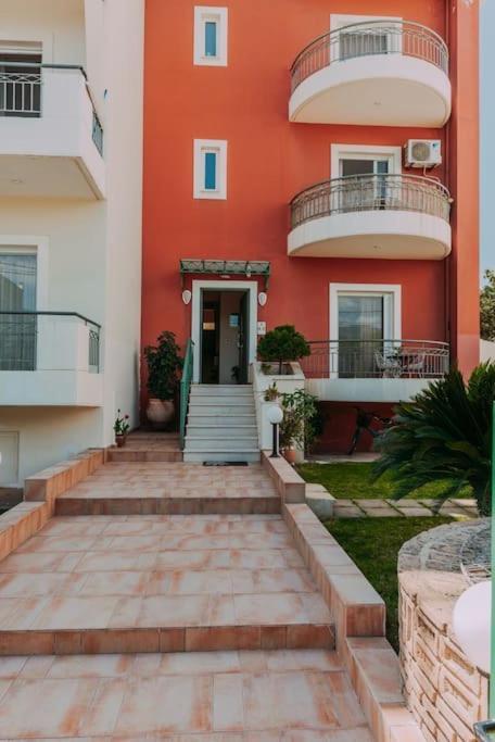 Bessis Apartments Kalamata Eksteriør billede